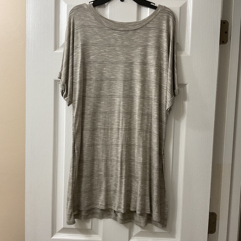 BKE NWOT Short Sleeve Oversize Long Tee, Size XS